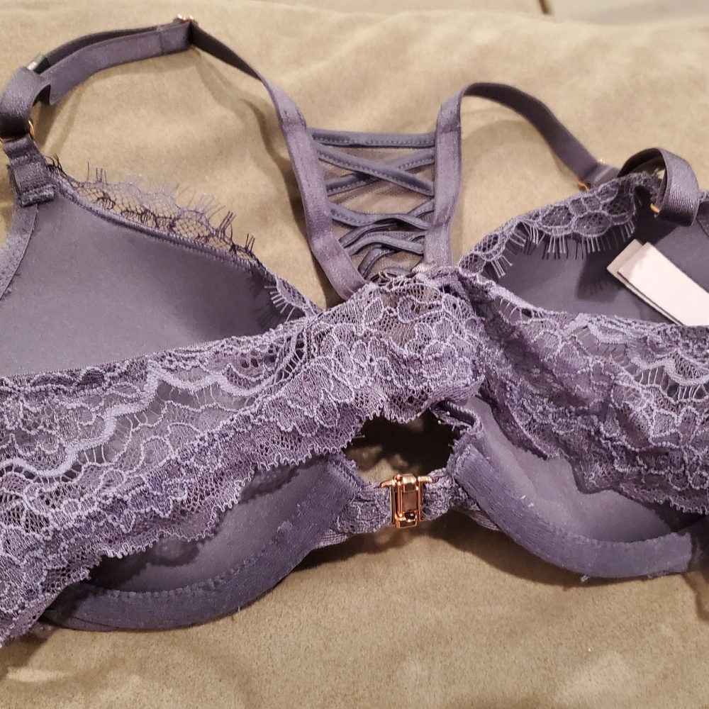 Victoria's Secret Dream Angel Push up - Picture 2 of 3